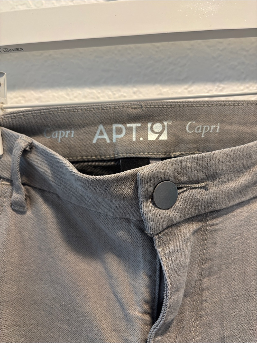 Apt. 9 Women's Gray Cropped Skinny Jeans with Ankle Zips 14 - Picture 3 of 7